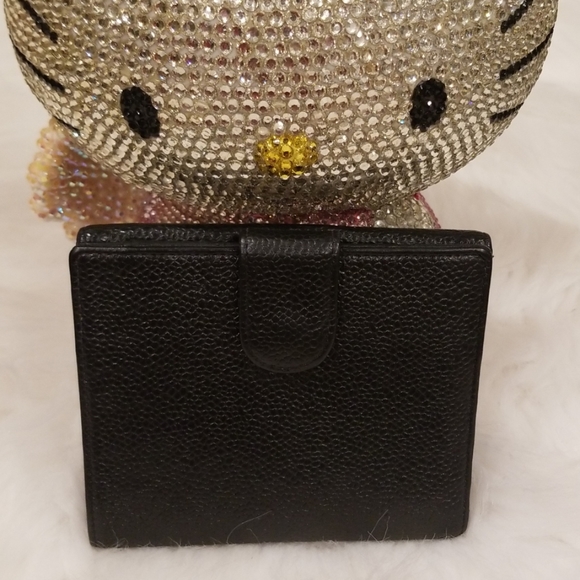 Chanel Black Caviar CC Wallet - Picture 3 of 8